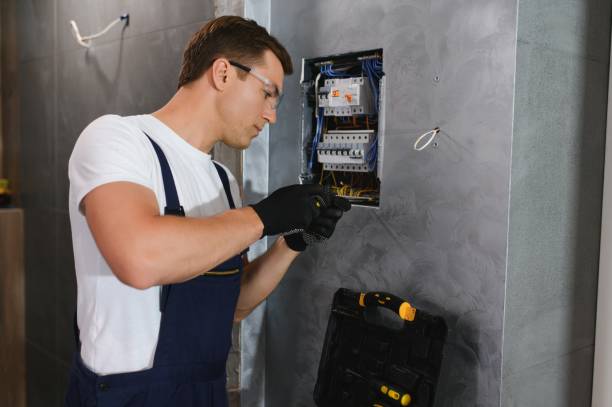 Best Circuit Breaker Repair  in Golden Hills, CA